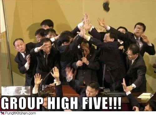 political-pictures-high-five.jpg?w=500&h=370